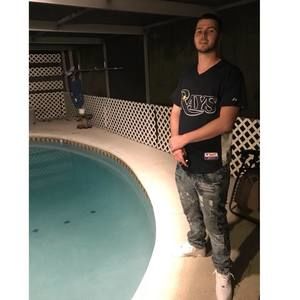 Meet your Posher, Evan